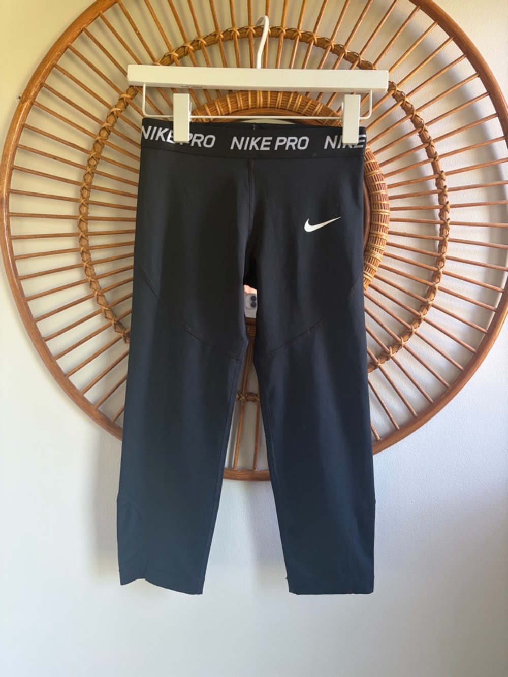 Nike Pro Girls Black Athletic Capri Leggings